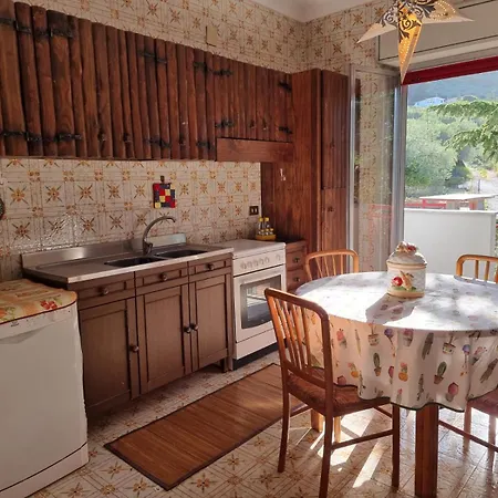 Holiday home Donna Melania House